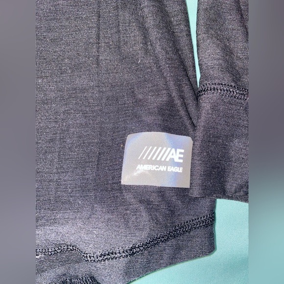 NWOT AE Flex | Medium Polyester Elastane Long Sleeve Shirt - Picture 3 of 6